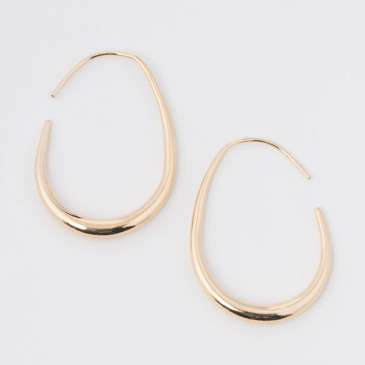 Md. Graduated Oval Hoop Earrings