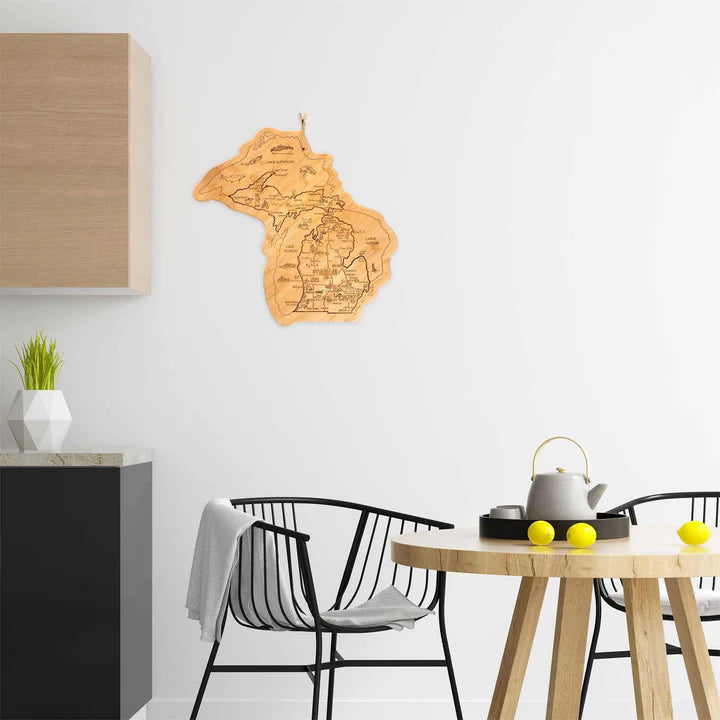 Destination Michigan w/ UP Cutting/Serving Board