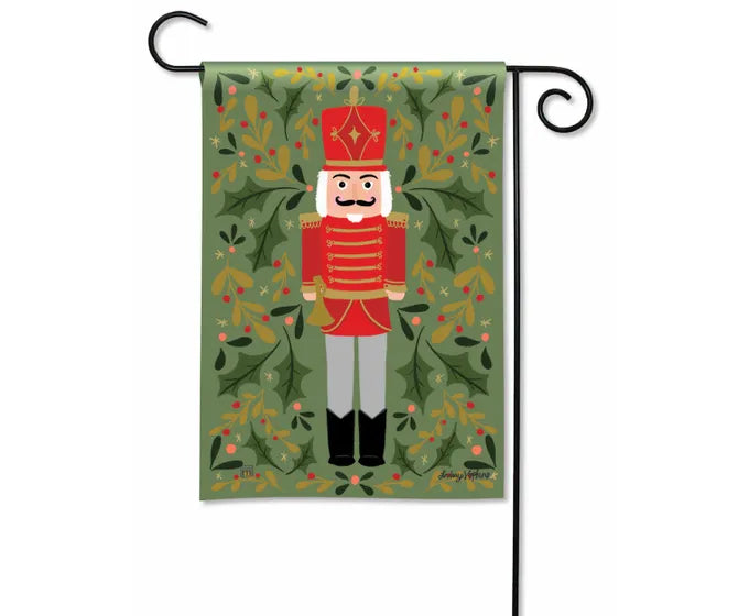 Studio M Garden Flag