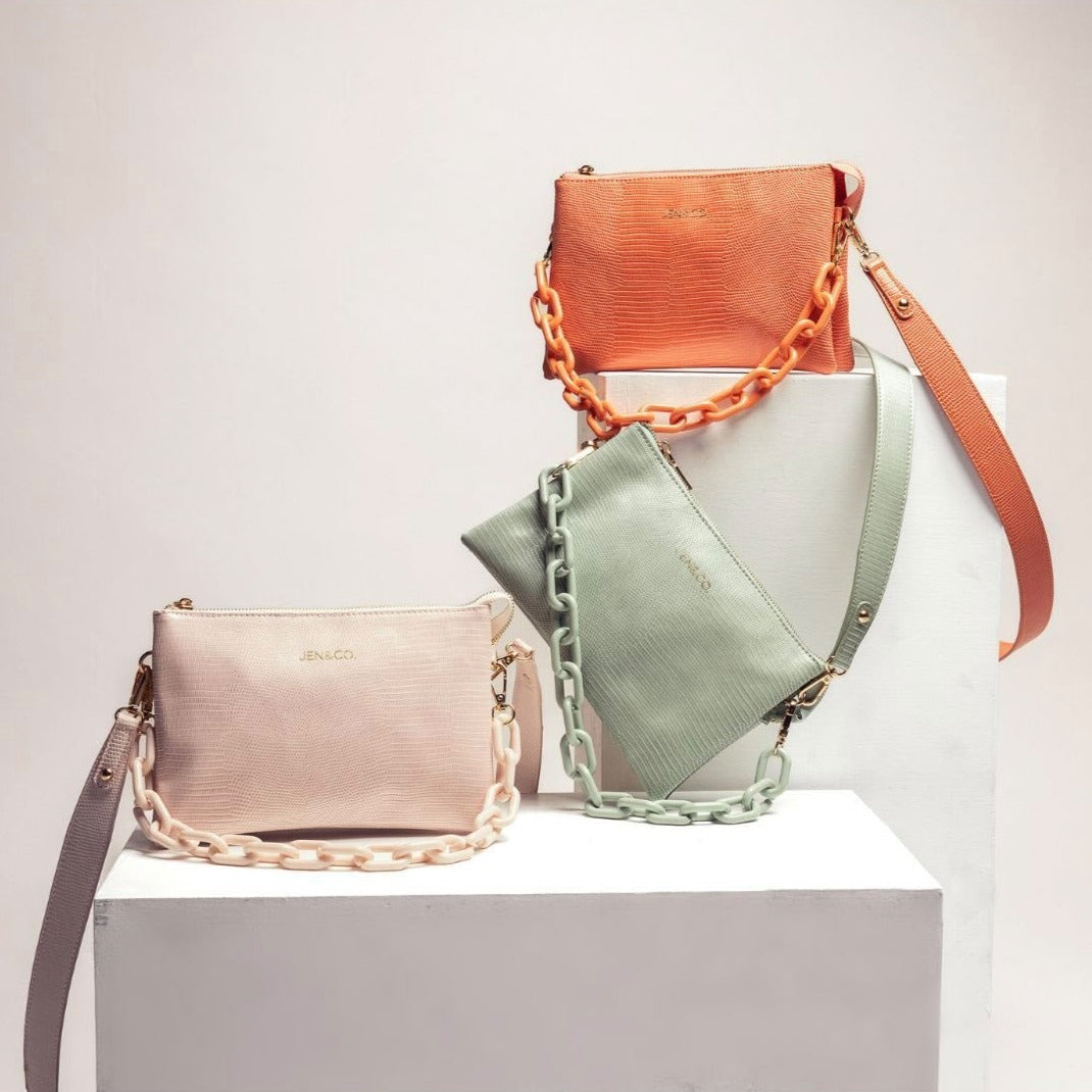 Izzy Lizard Crossbody Purse w/ Chain Strap