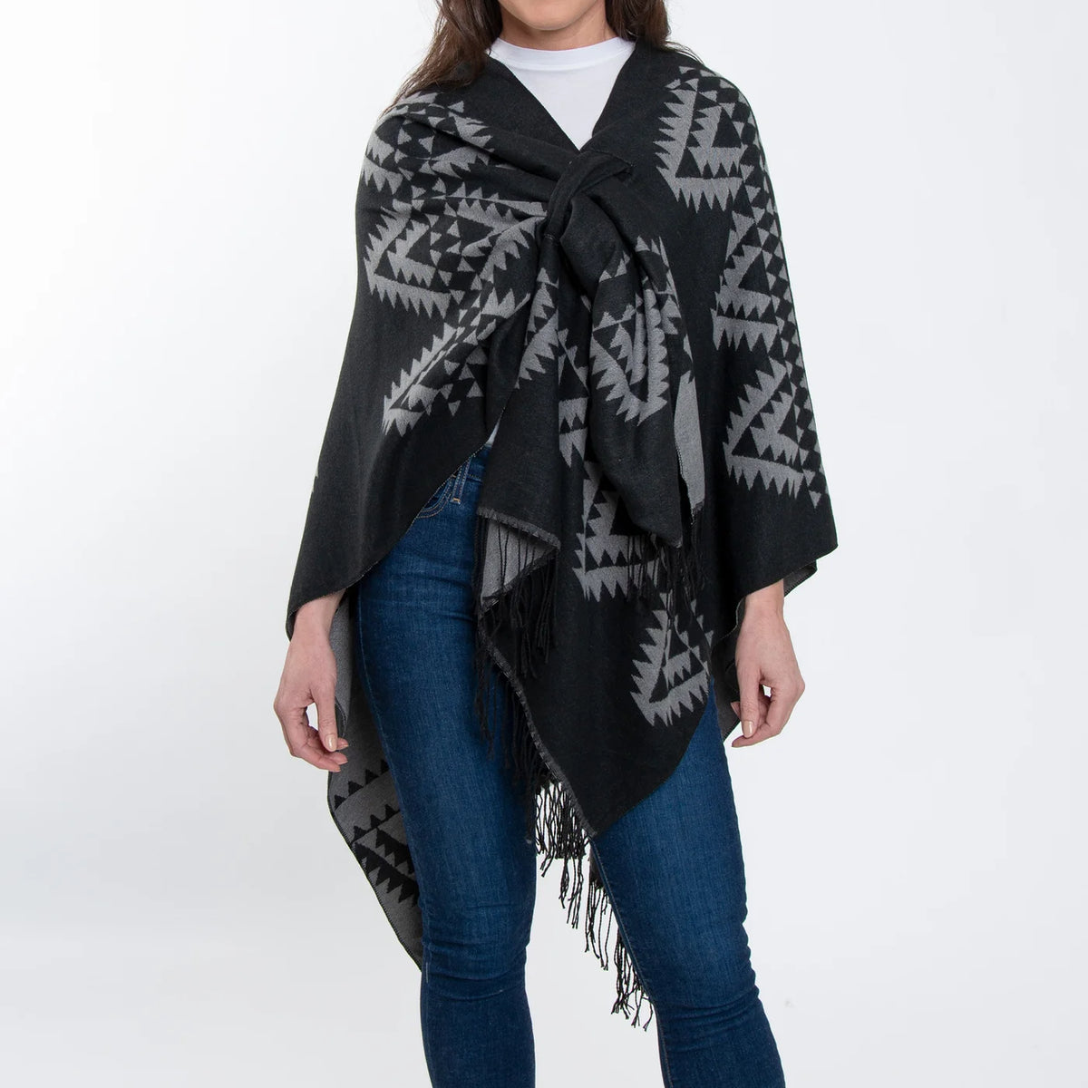 Women&#39;s Winter Rumi Reversable Aztec Wrap OS