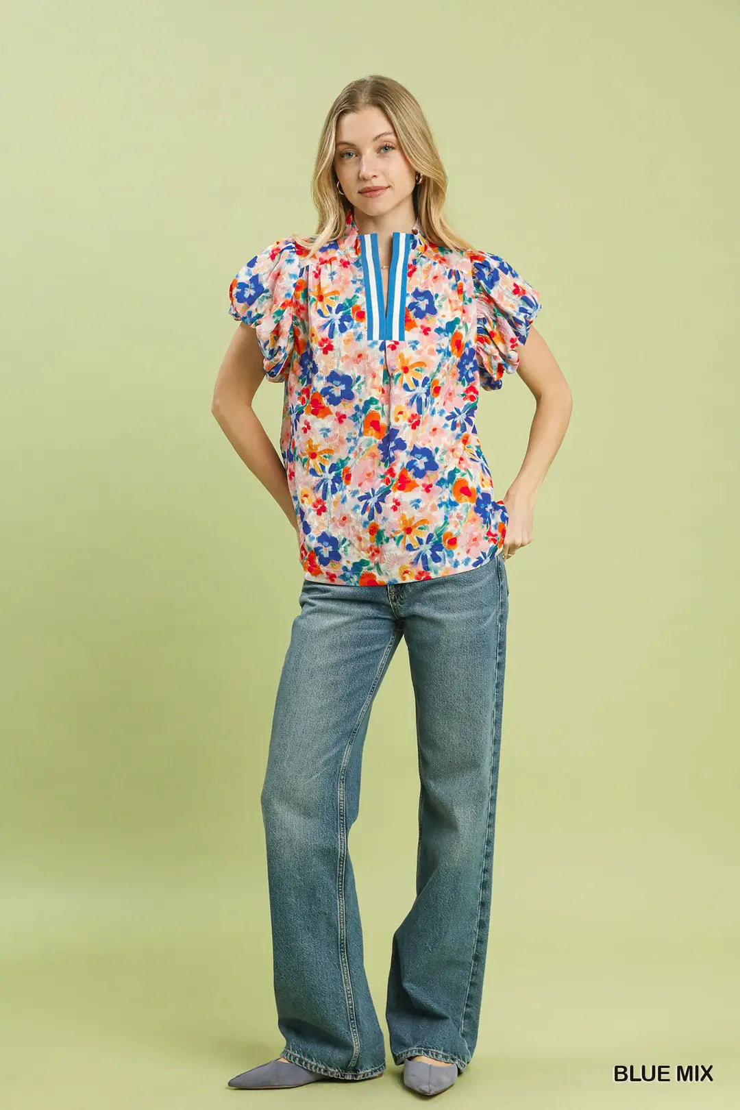 Floral Print Textured Top w/Stripe Band