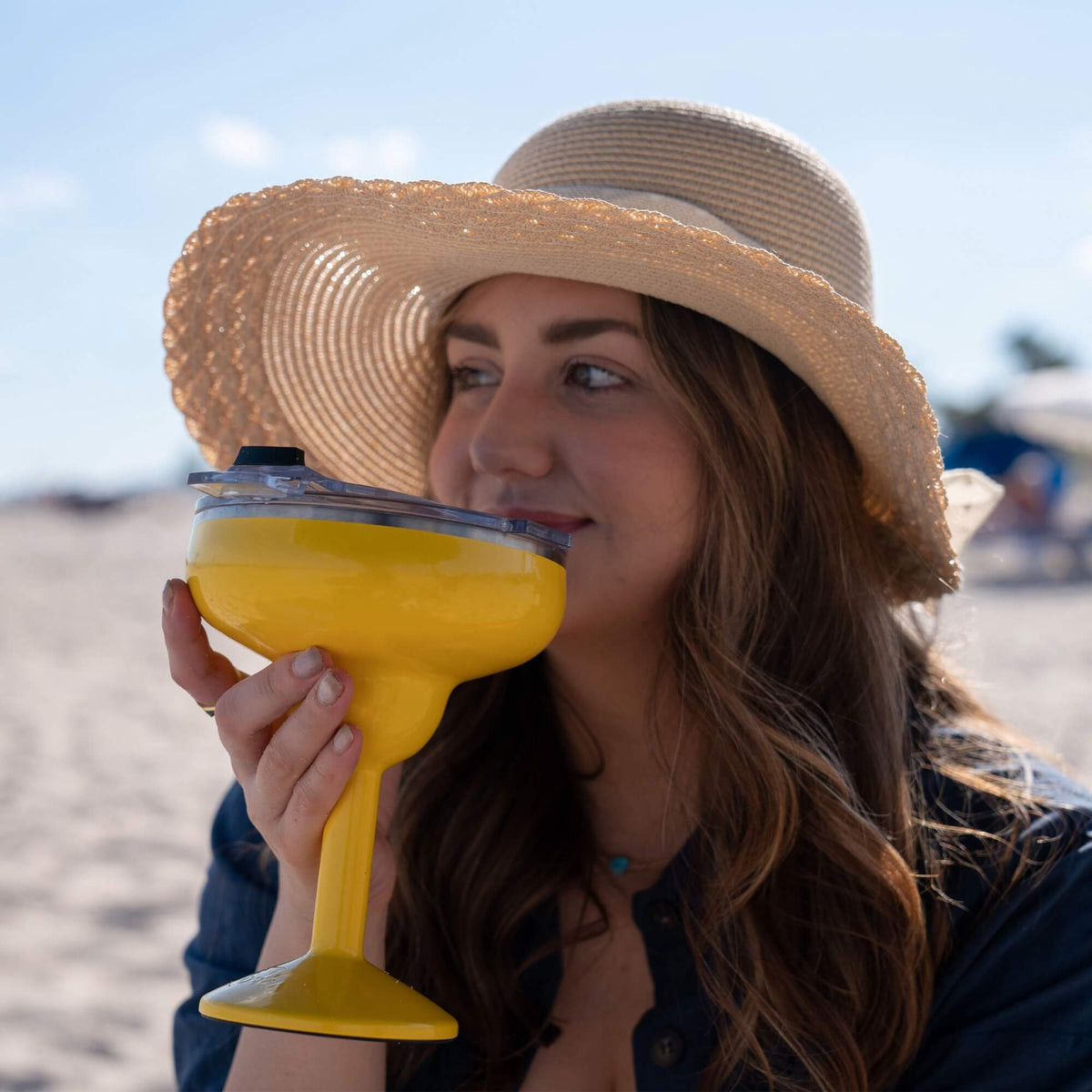 Sunflower Orca Rita Barware