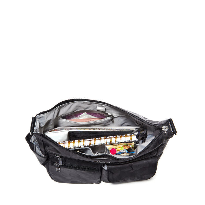 Modern Everywhere Bag w/ Phone Wristlet