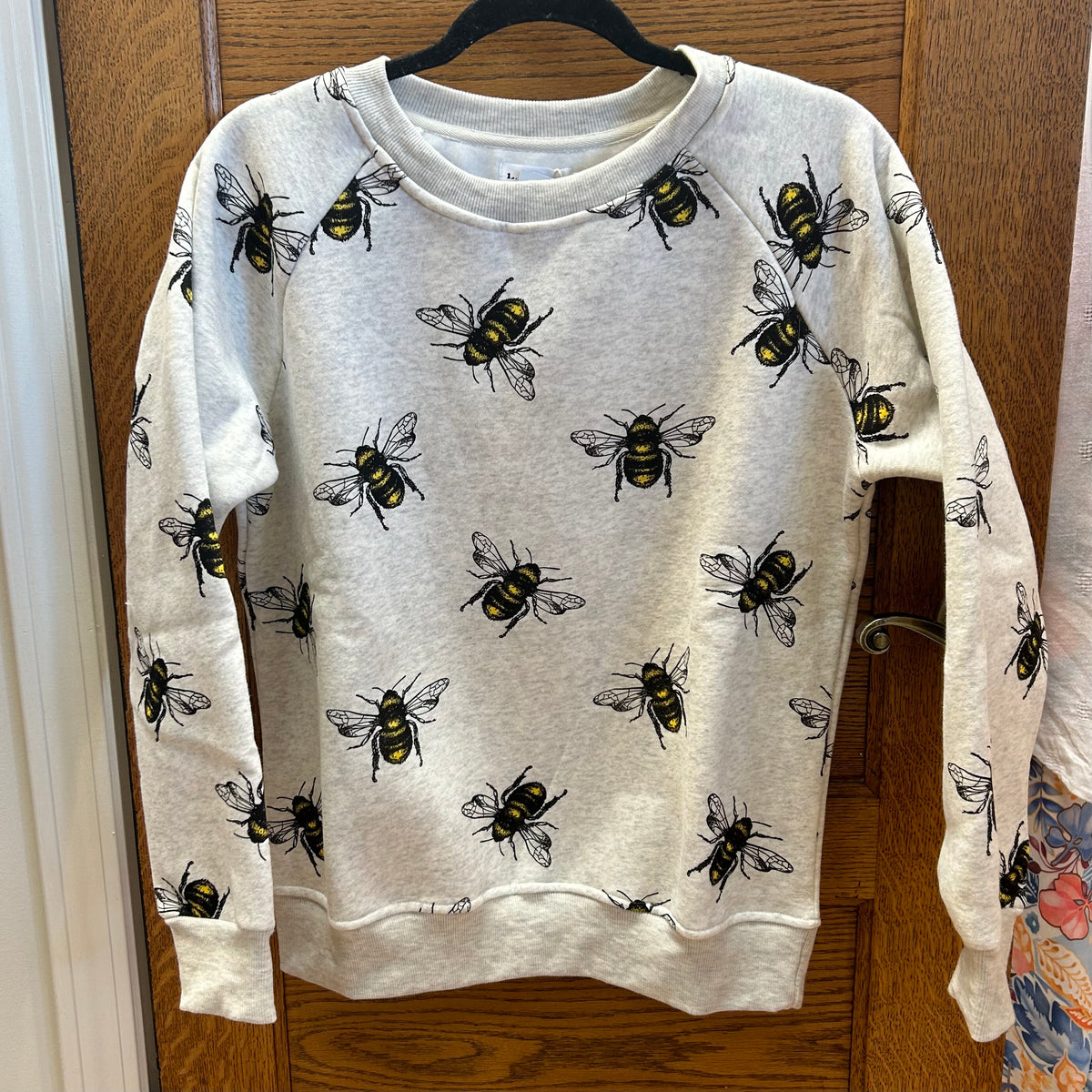Grey Round/Neck Bumble Bees Sweatshirt