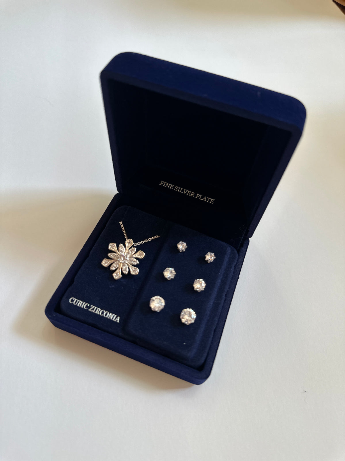 Snowflake VIP Holiday Gift Bag 2023