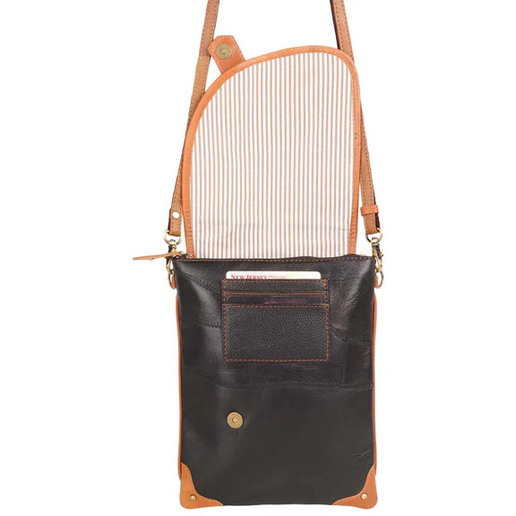 Tracker Noho Small Crossbody Bag Vertical Clasp Vaan &amp; Co