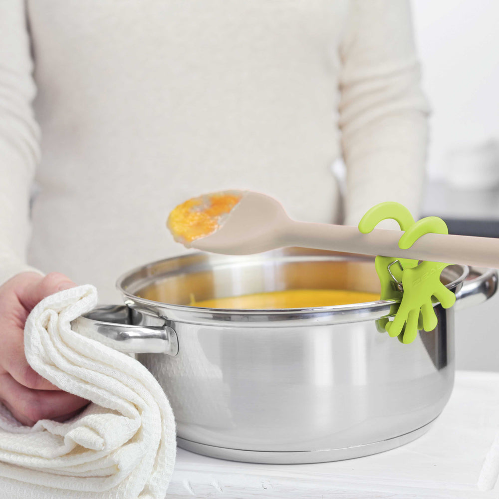 Clip to Pan Silicone Handy Spoon Rest