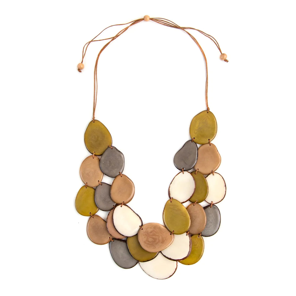 Tagua Amigas Necklace