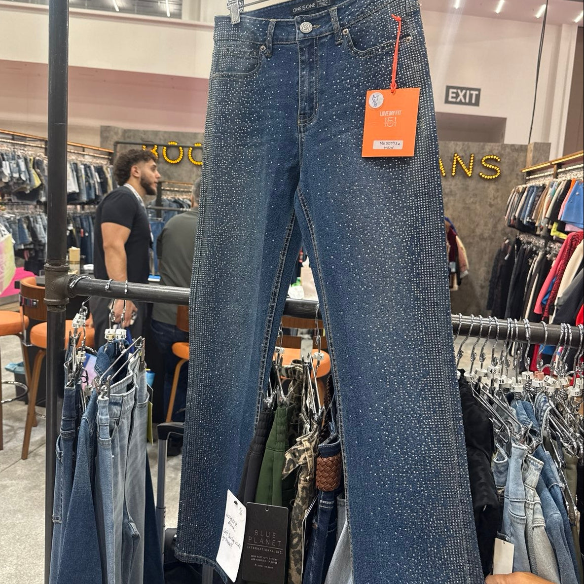 HR Straight w/ Sideseam Rhinestone Spray