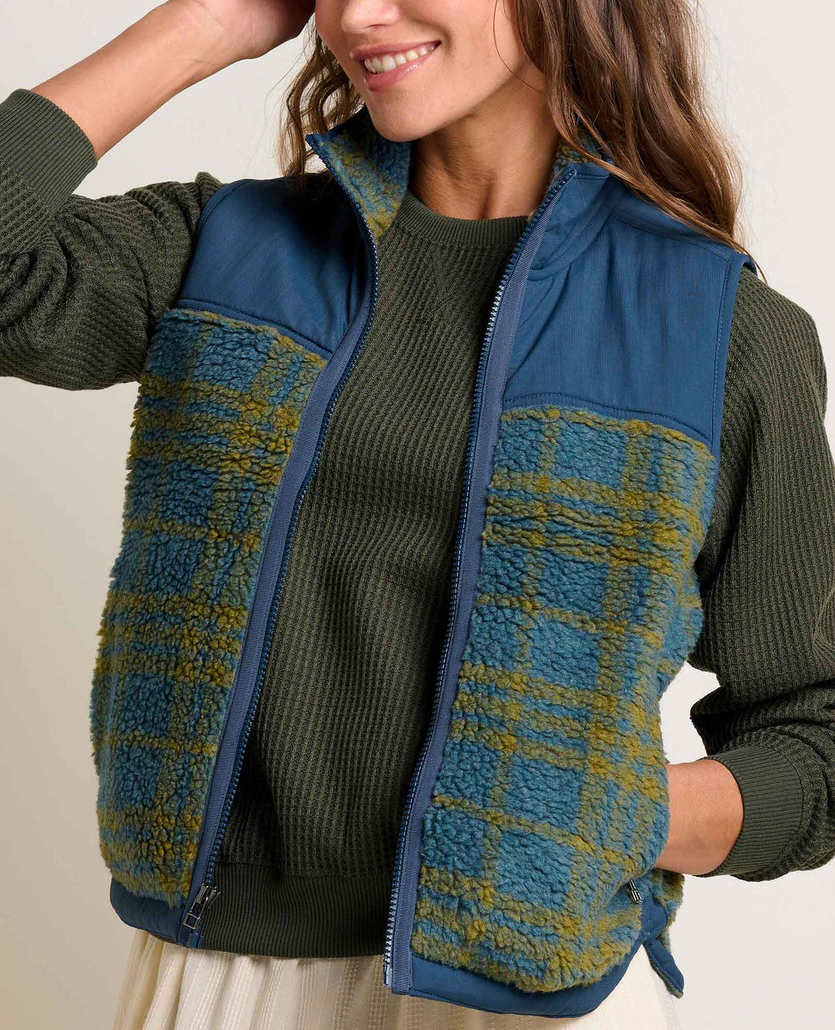 Women&#39;s Sespe Sherpa Vest - Ink Plaid