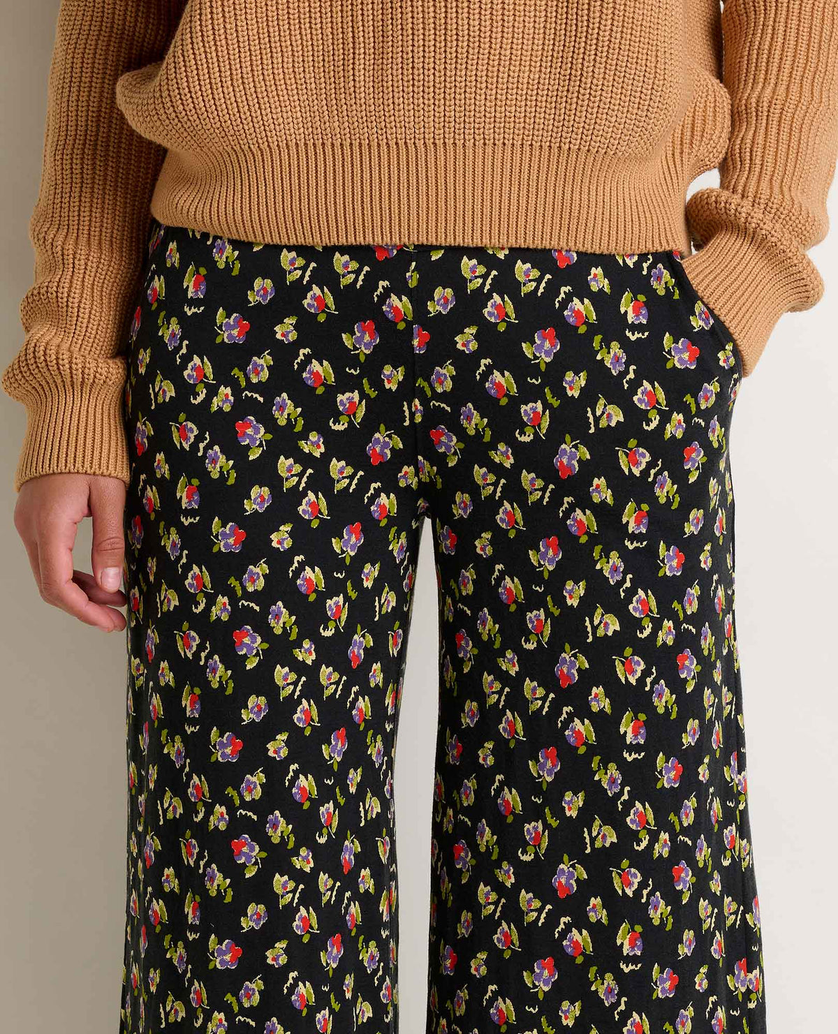 Chaka Wide Leg Pants - Black Pansy Print
