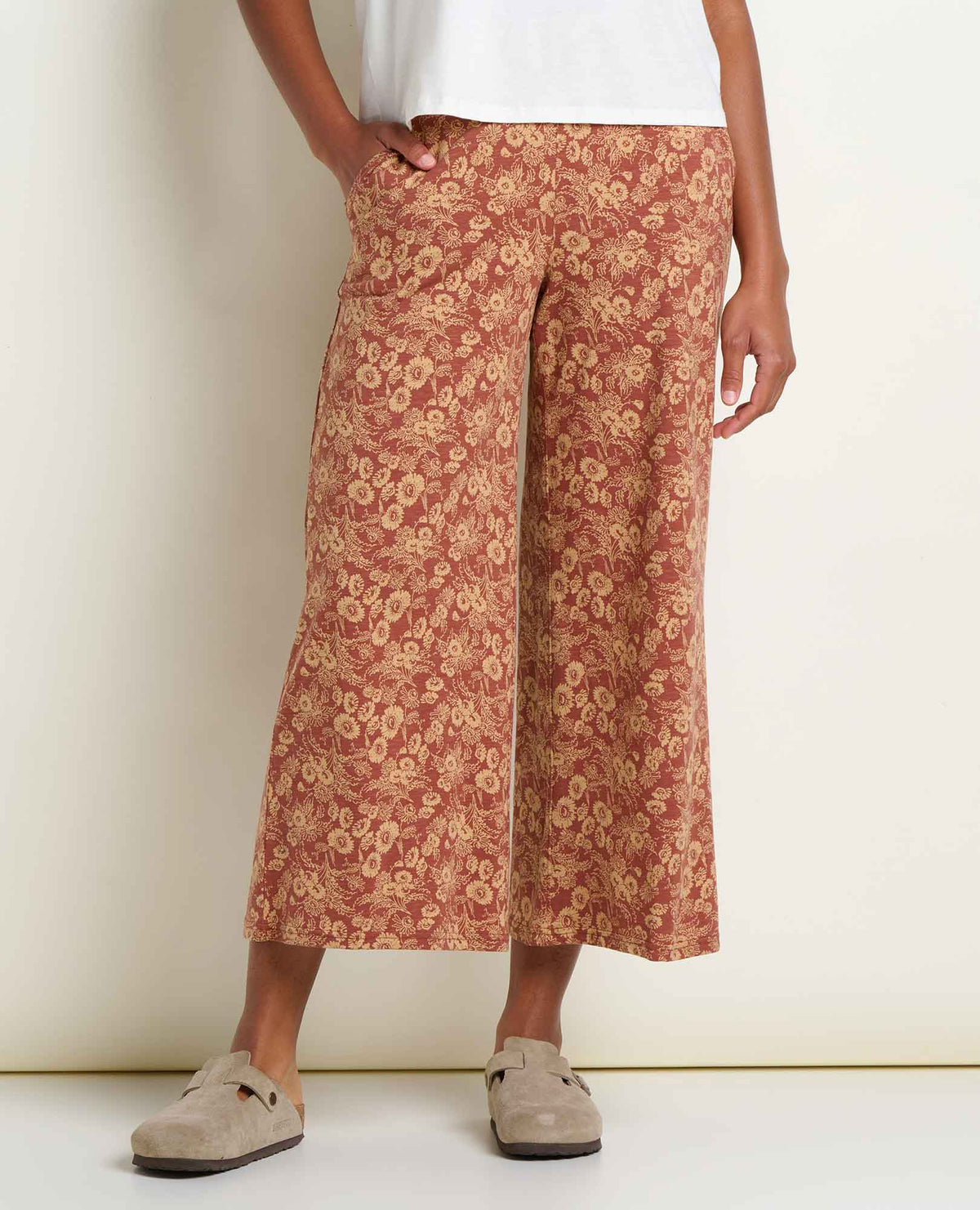 Chaka Wide Leg Crop Pant