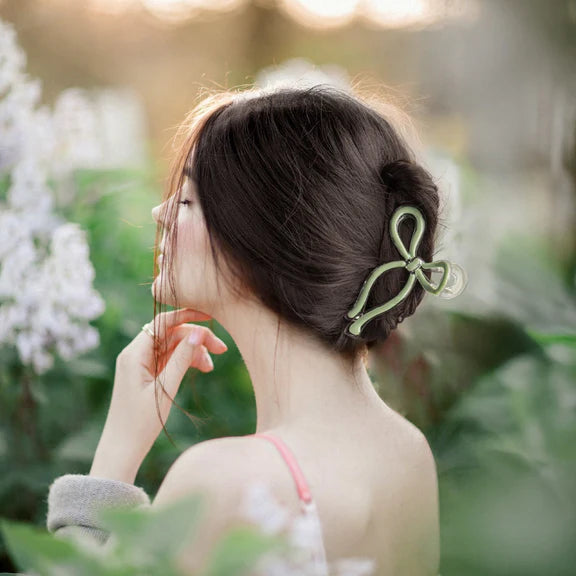 Bow Claw Hair Clip