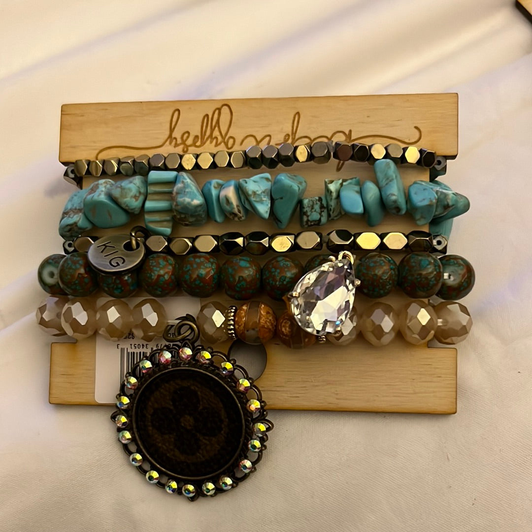 Gypsy LV 5 Strand Turquoise/Brown Bracelet