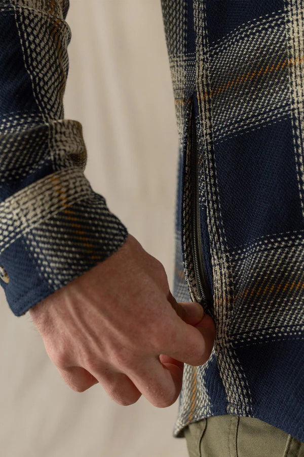 Men&#39;s Benchmark Field Flannel