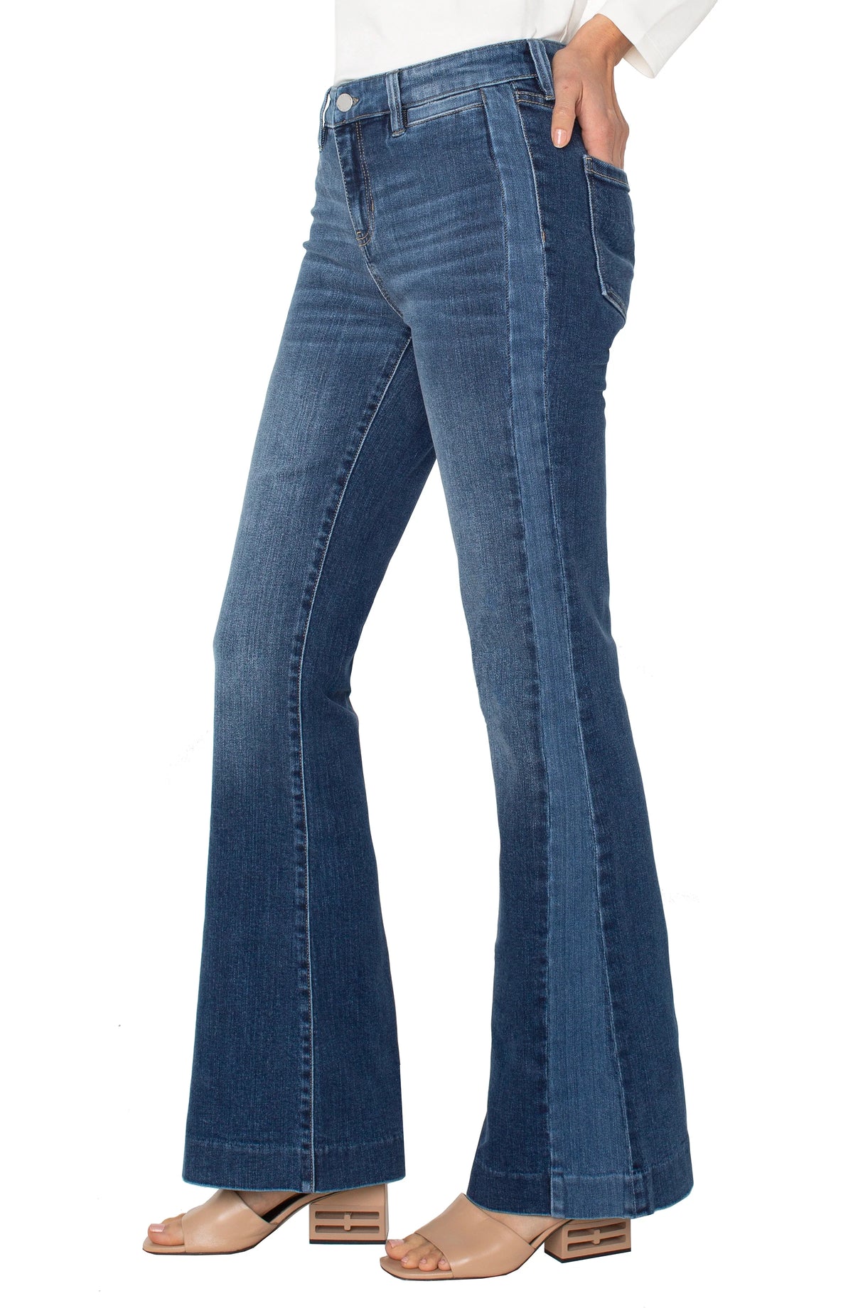 Hannah Flare w/ Blocking Details 32&quot; Inseam