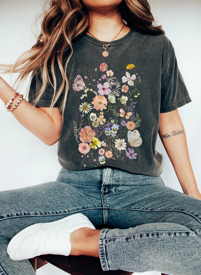 Chic Wildflowers Floral Vintage T-Shirt - Pepper