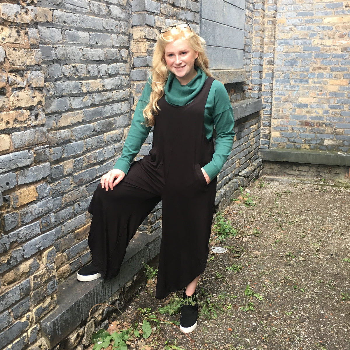 Black Tank Jumper w/ Pockets