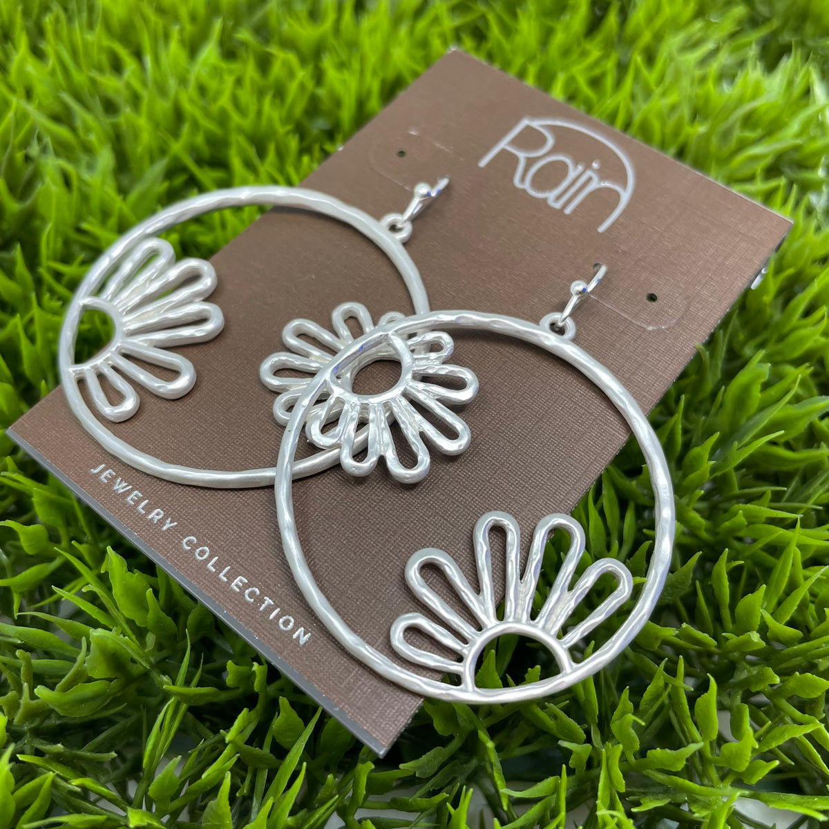 Silver Half Daisy Ring Earrings