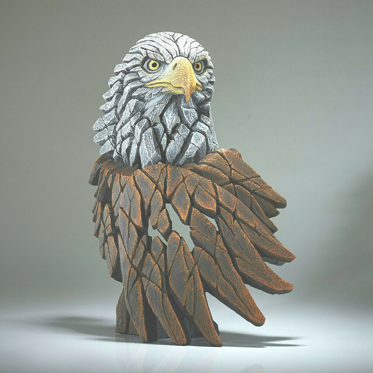 Edges Bald Eagle Sculpture