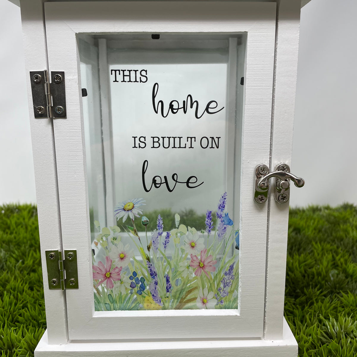 White Wood Home/Love Wildflower Terrarium