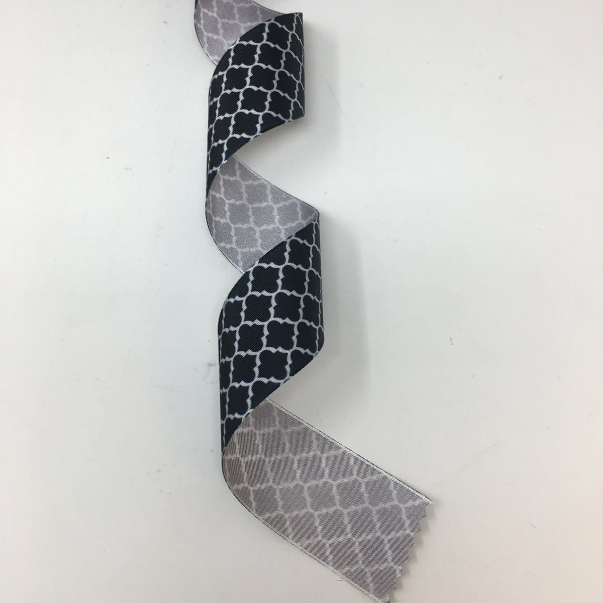 Black/White Quatrefoil Ribbon Roll