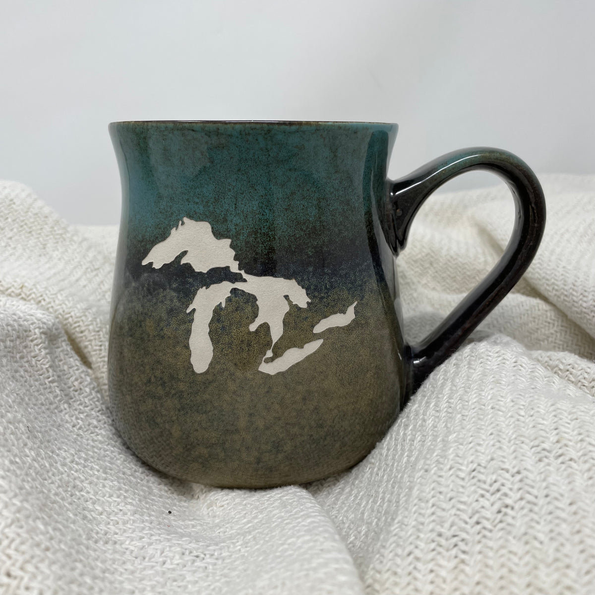 26oz Sandblasted Pottery MI Coffee Mug