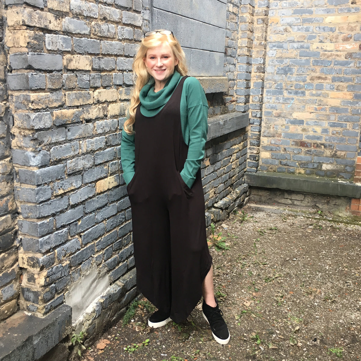Black Tank Jumper w/ Pockets