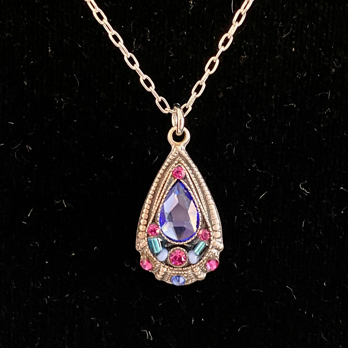 Simple Drop Pendant Necklace