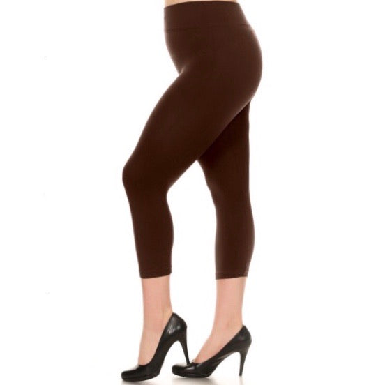 Yelete Capri Leggings Plus Size