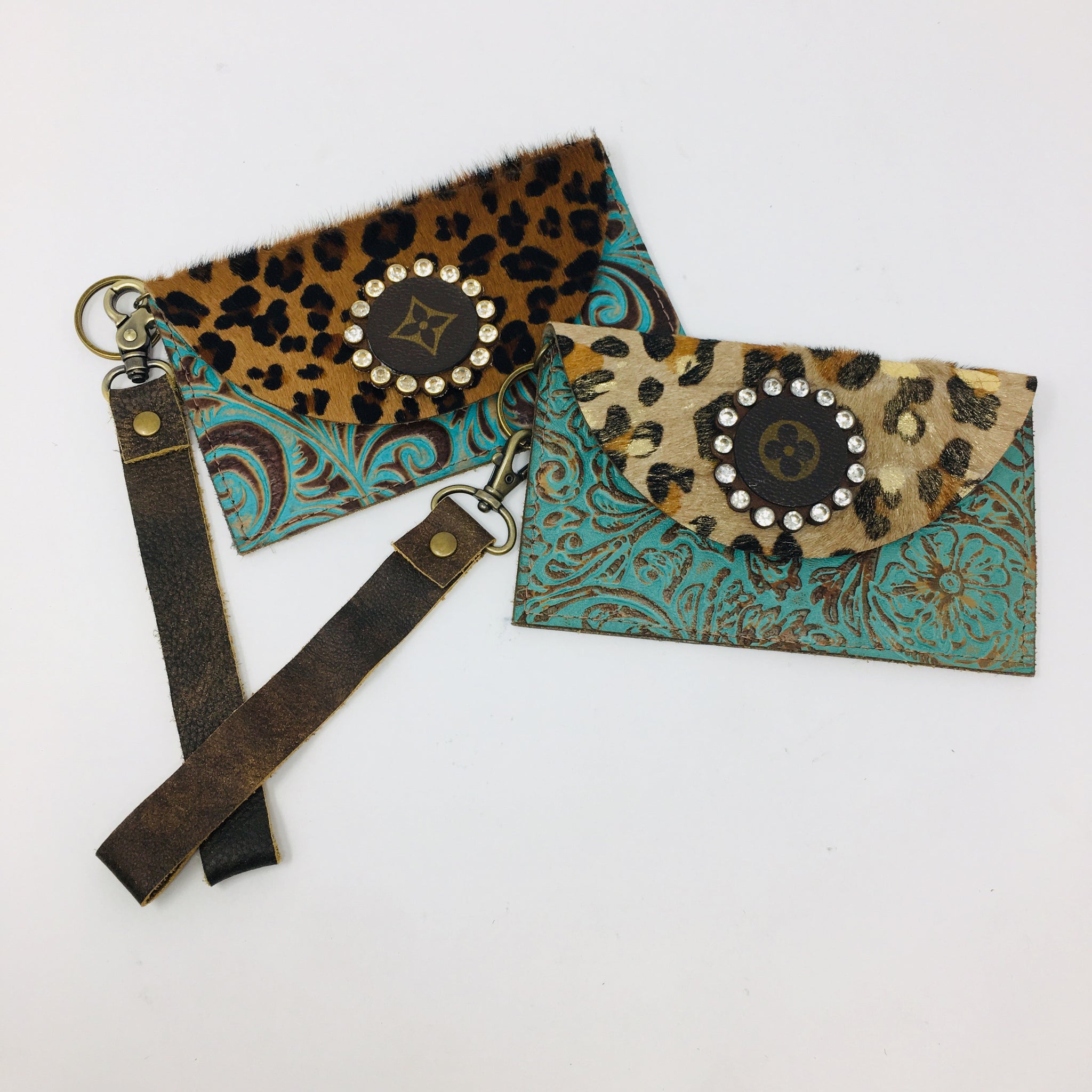 Gypsy LV Wristlet Clutch - My Secret Garden