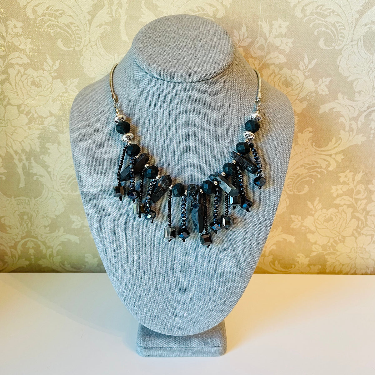 Beaded Chunky Necklace &amp; Earring Set