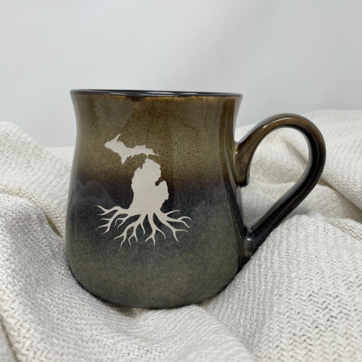 26oz Sandblasted Pottery MI Coffee Mug