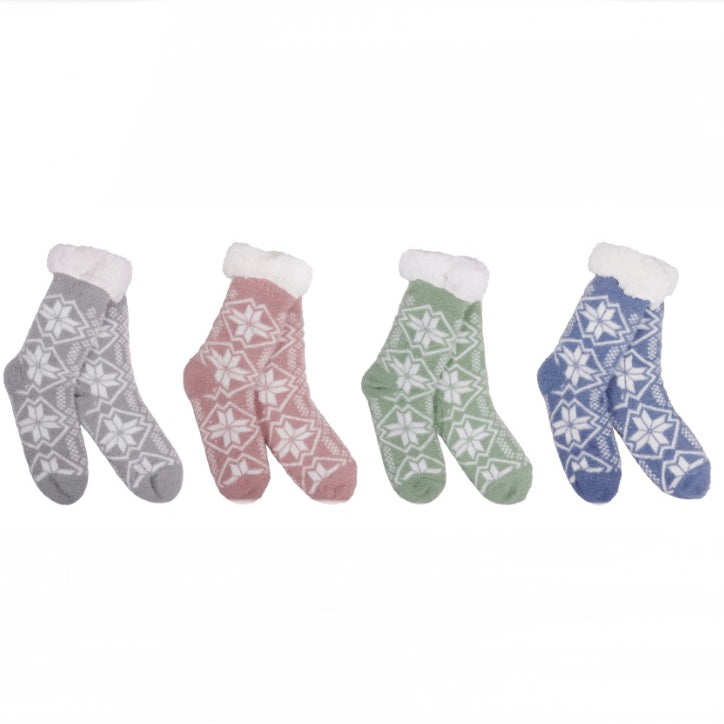 Story Snowflake Thermal Slipper Socks — Opportunities Inc.