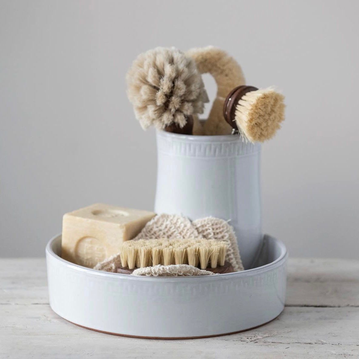 Tampico &amp; Wood Oval Brush