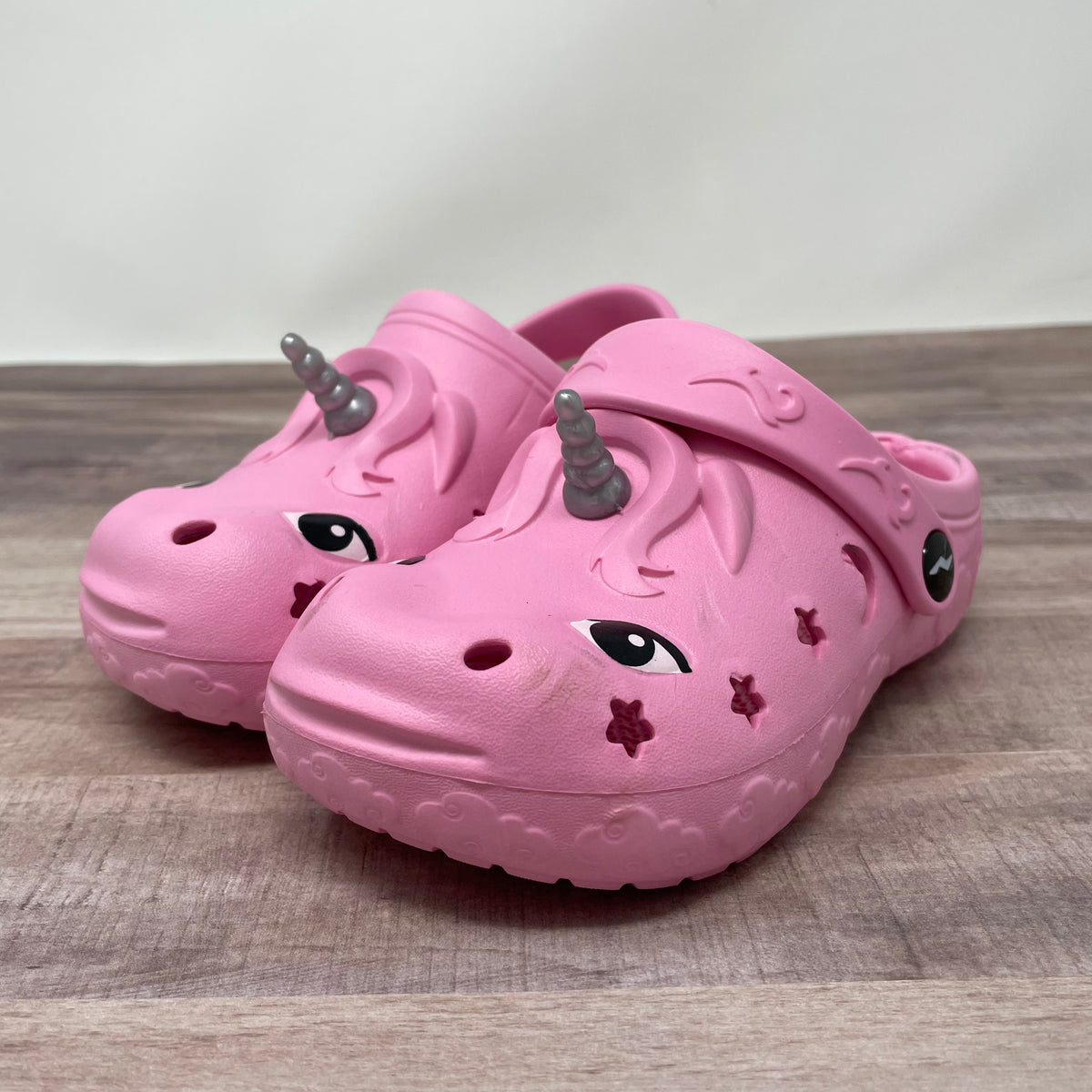 Children&#39;s Summer Slip On Clog Shoes