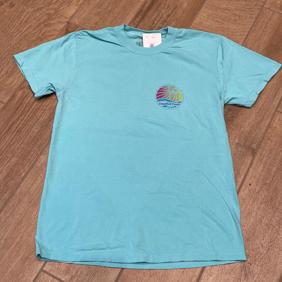 UC Gradient Wave Circle TShirt