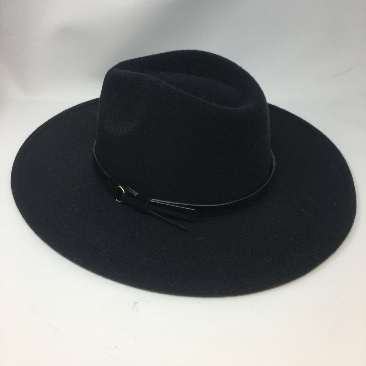 Large Brim Fedora w/ Buckle