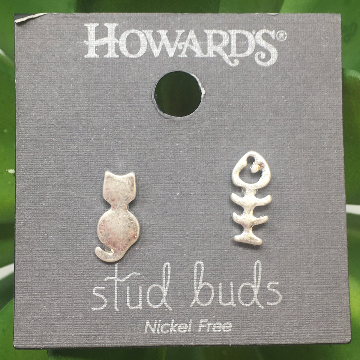 Kitty &amp; Fish Bone Stud Bud Earrings