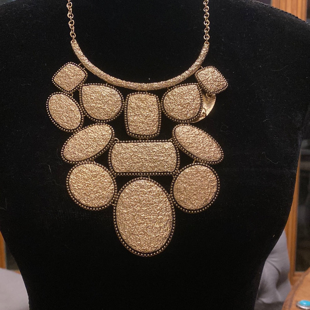 Gold Large Cleopatra Necklace and earrings set
