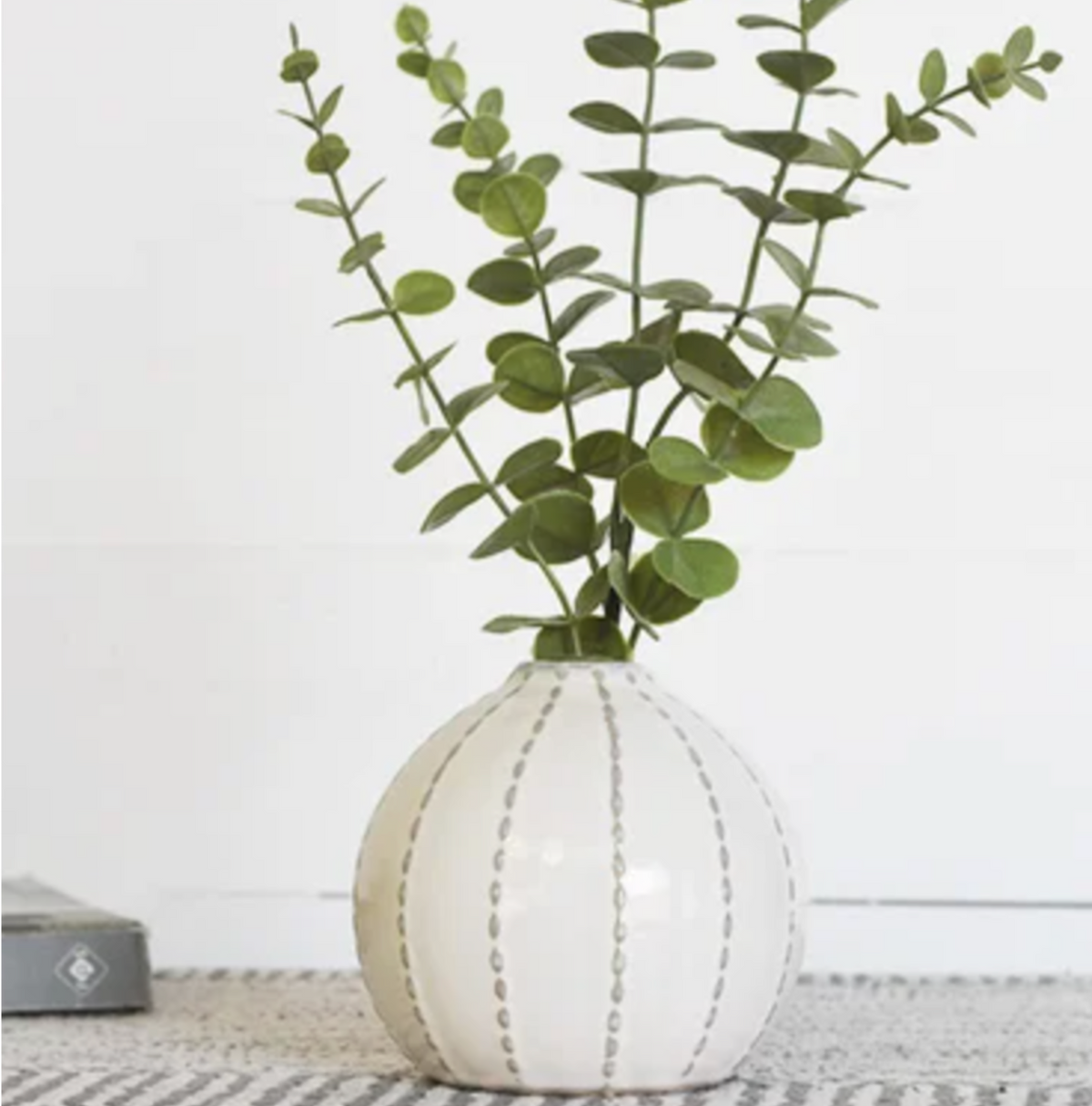 Sand Dot Ball Vase